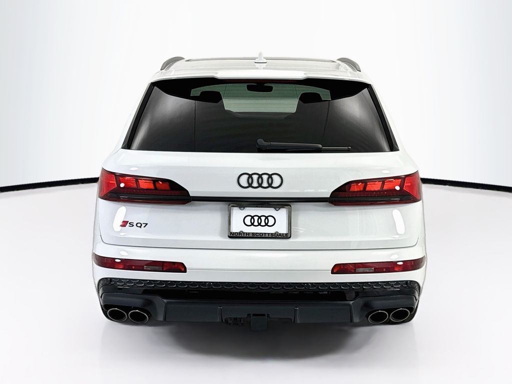 Thumbnail: 2026 Audi SQ7 - 6