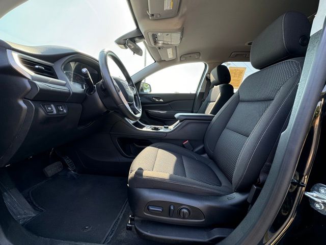 2023 GMC Acadia SLE - Photo 21