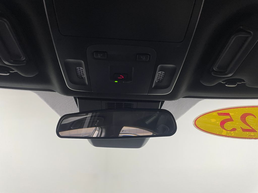 Thumbnail: 2025 Toyota Camry - 30