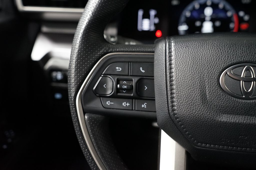 Thumbnail: 2025 Toyota 4Runner - 15