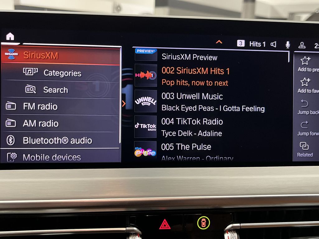 Thumbnail: 2023 BMW X4 - 16