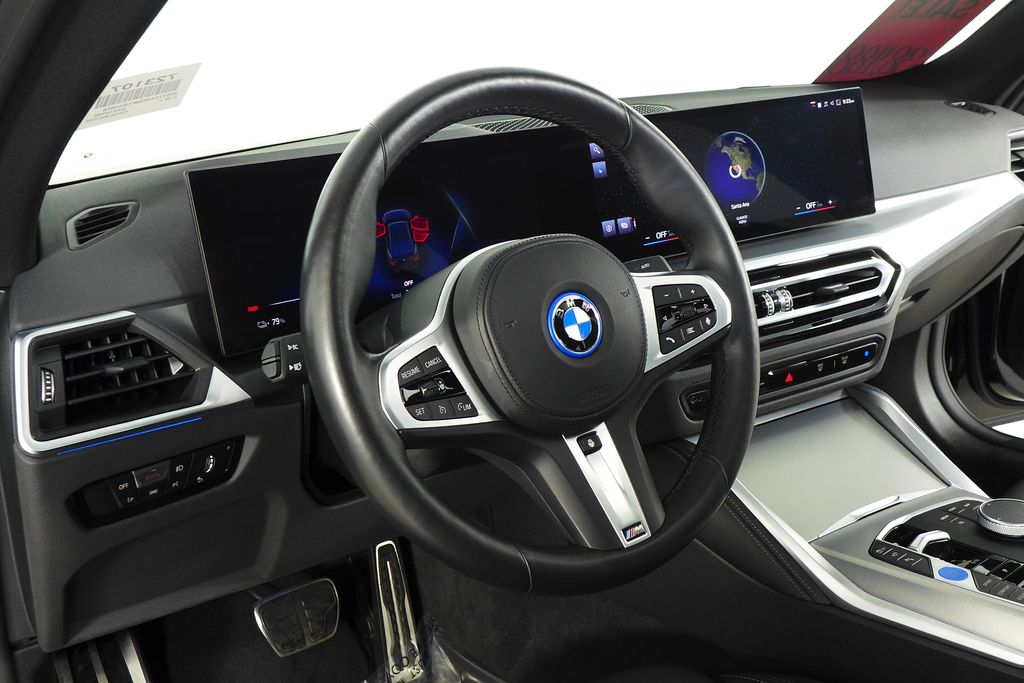 Thumbnail: 2023 BMW i4 - 31