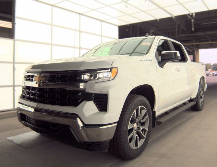 Summit White 2024 Chevrolet Silverado 1500 Pickup Truck Four-Wheel Drive 8-Speed Automatic