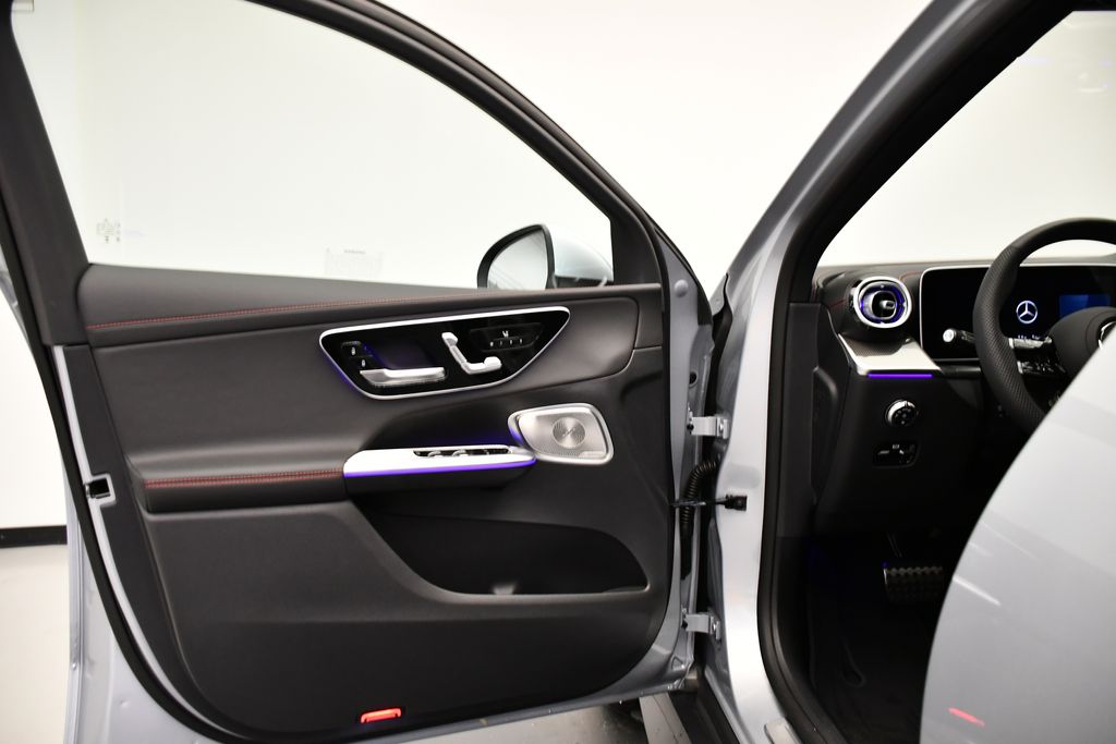 Thumbnail: 2026 Mercedes-Benz GLC - 32