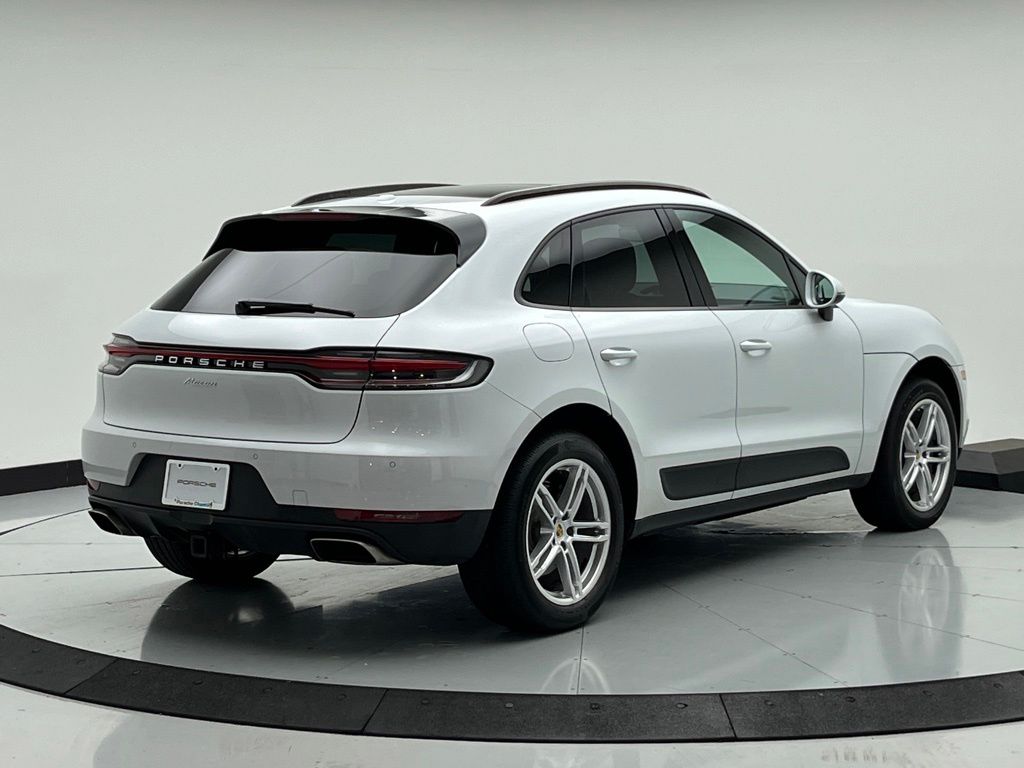 Thumbnail: 2020 Porsche Macan - 9