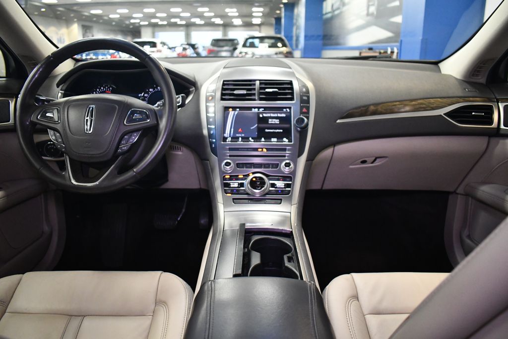 Thumbnail: 2017 Lincoln MKZ - 17