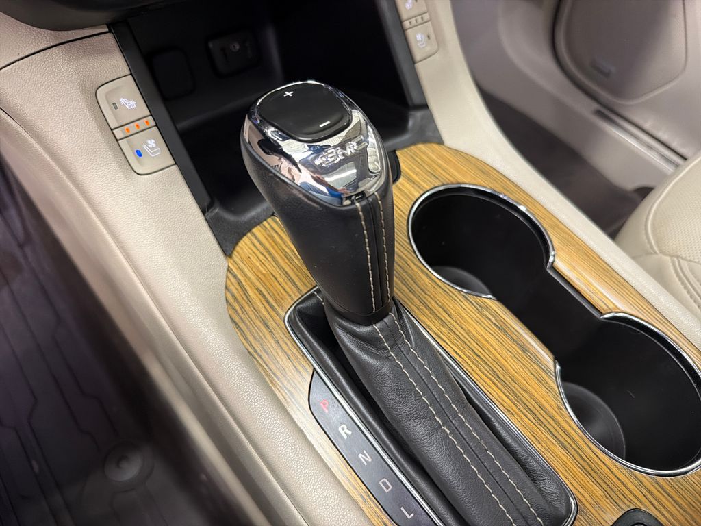 Certified Used 2018 White GMC Denali image 29