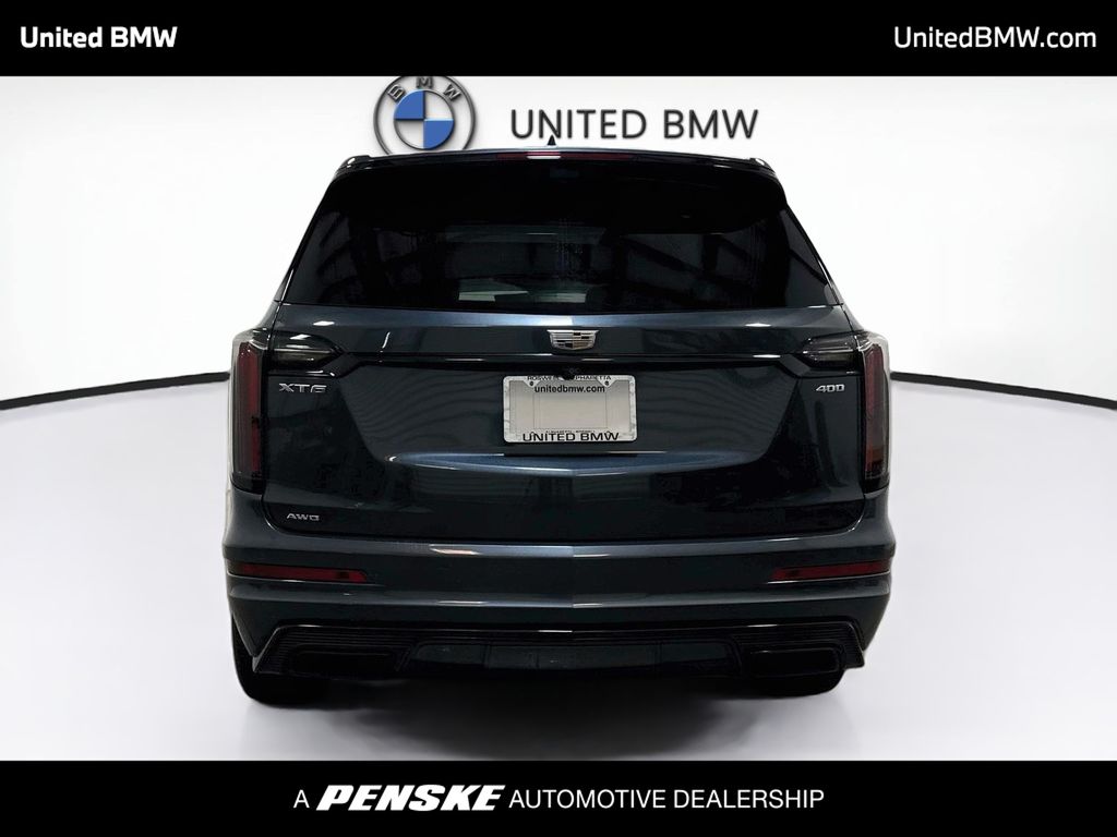 Thumbnail: 2021 Cadillac XT6 - 6