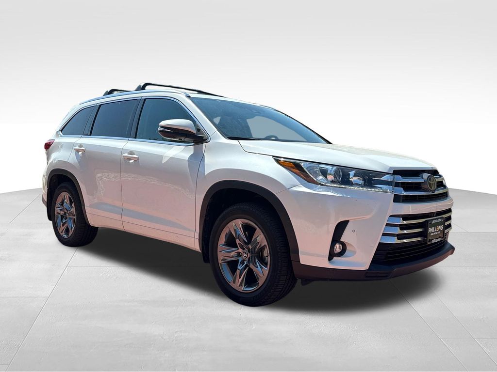 White (Blizzard Pearl) 2019 Toyota Highlander SUV / Crossover All-Wheel Drive 8-Speed Automatic