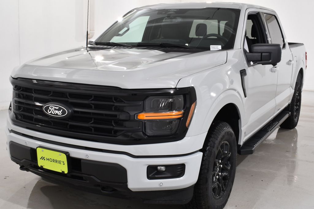 New 2026 Gray Ford XLT image 2