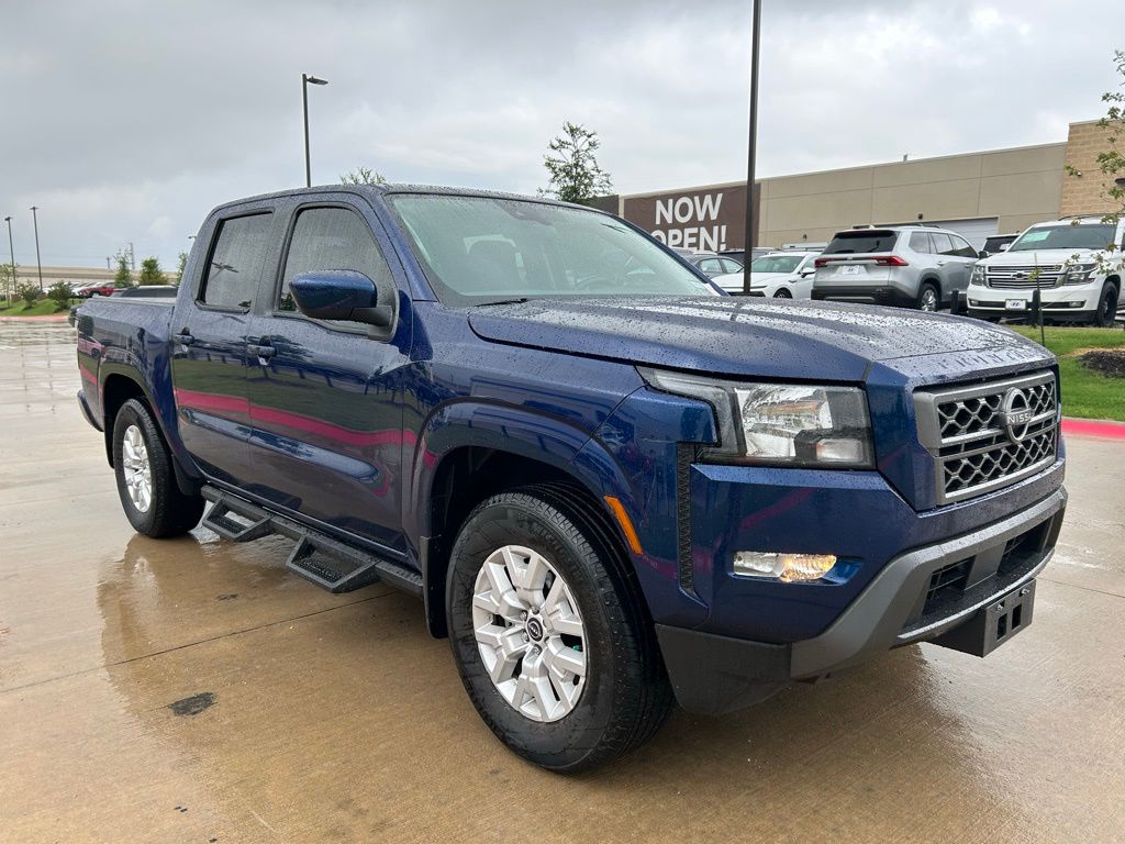 2022 Nissan Frontier SV 4