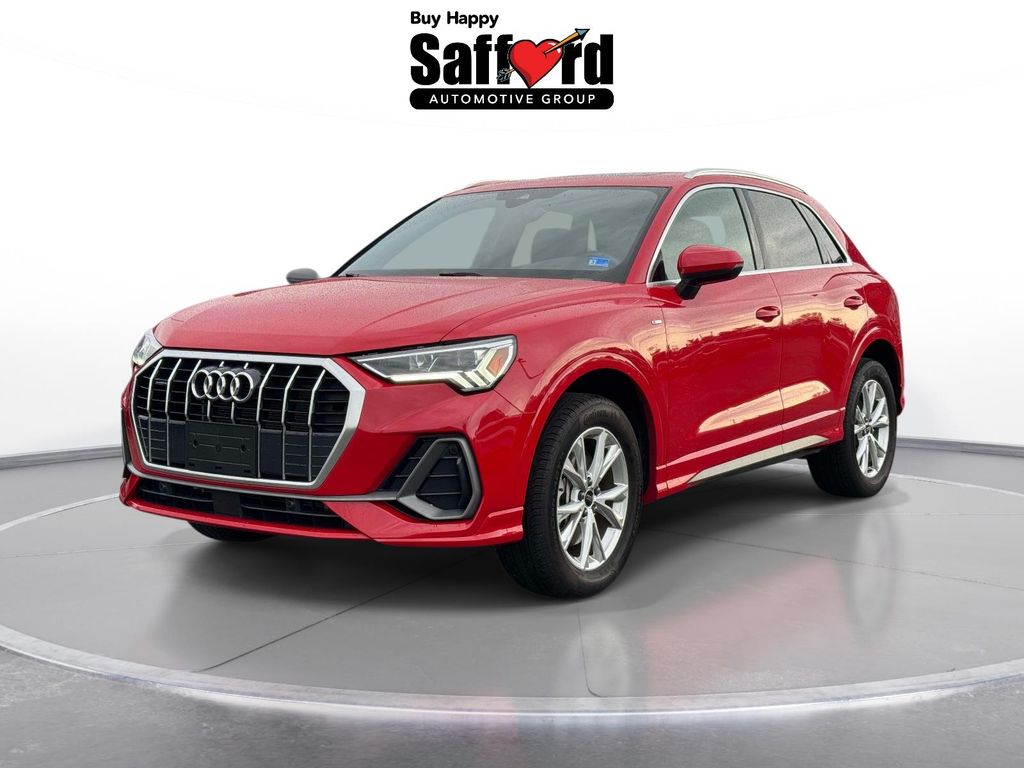 2025 Audi Q3 Premium