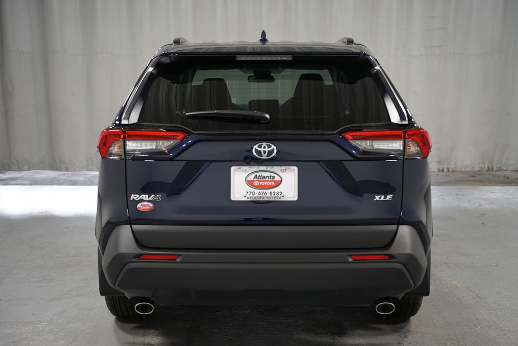 2025 Toyota RAV4 XLE 7