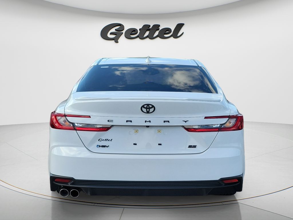 View vehicle photo 6
