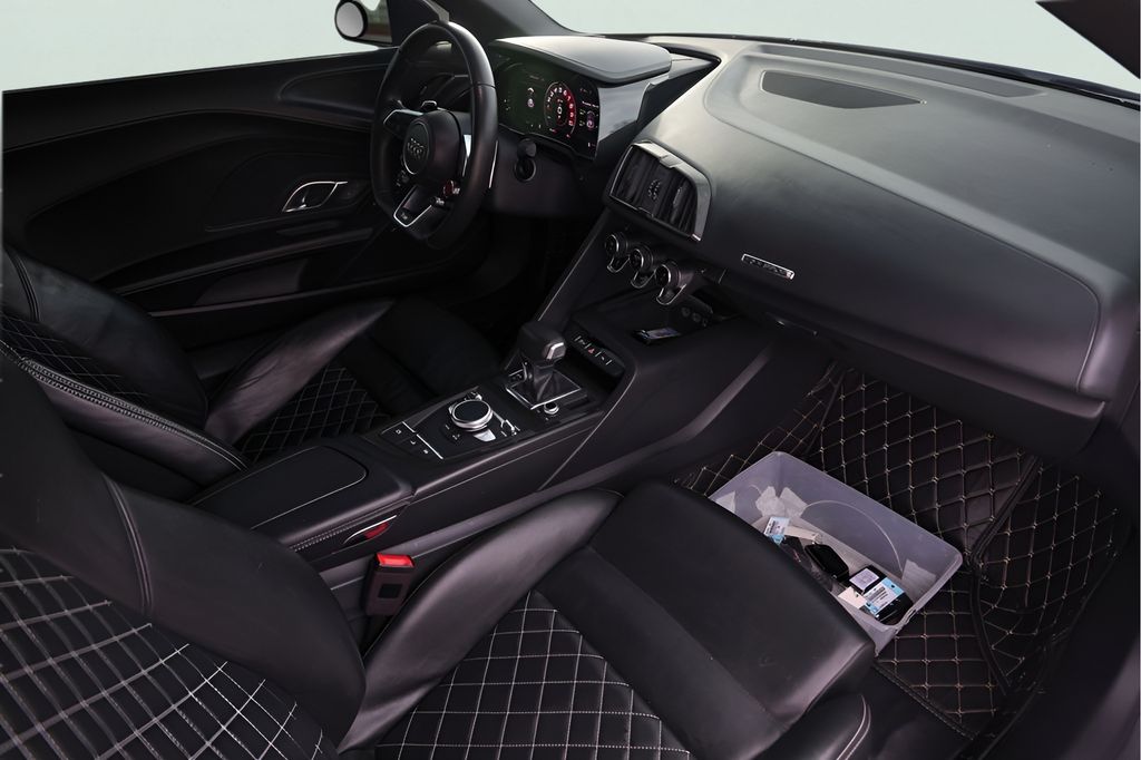 Used Car 2018 Audi R8  5.2 Plus For Sale Under $150,000 In Austin, Texas