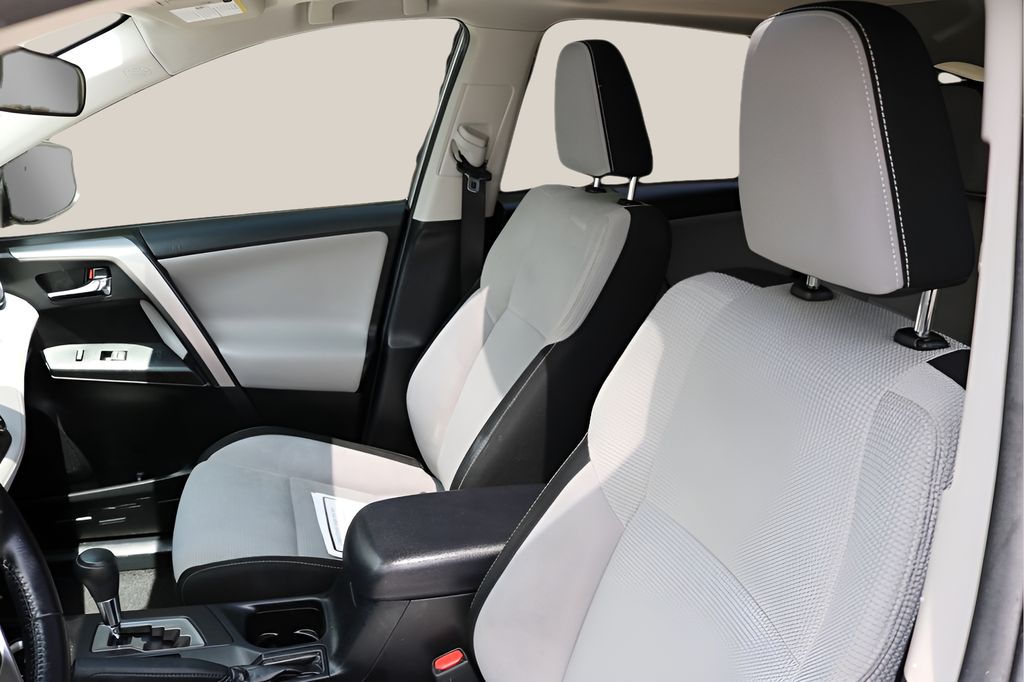 Used Car 2017 Toyota Rav4 Hybrid  Xle For Sale Under $25,000 In Austin, Texas
