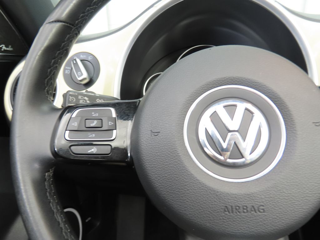 Thumbnail: 2019 Volkswagen Beetle - 19