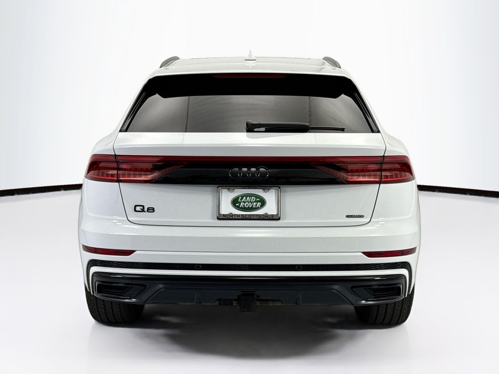 Thumbnail: 2023 Audi Q8 - 6