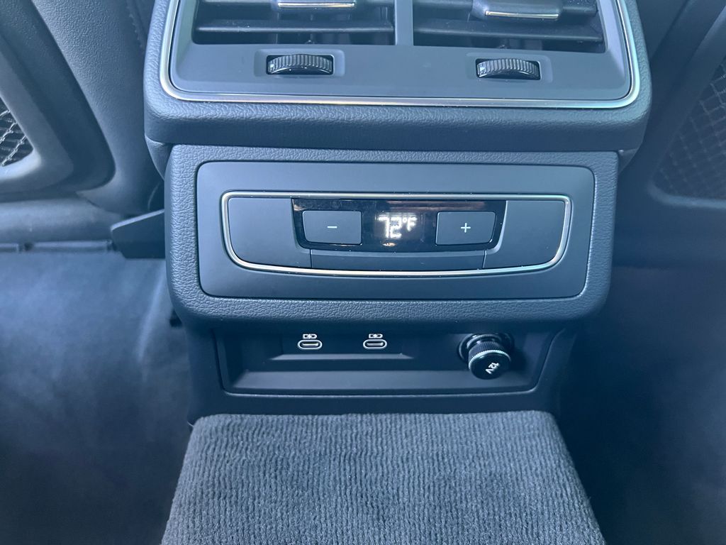 Thumbnail: 2022 Audi A7 - 30