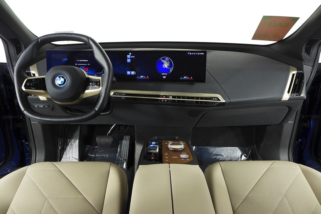 Thumbnail: 2023 BMW iX - 23