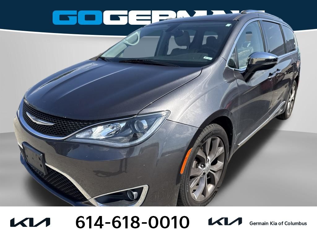  2017 Chrysler Pacifica Limited FWD   