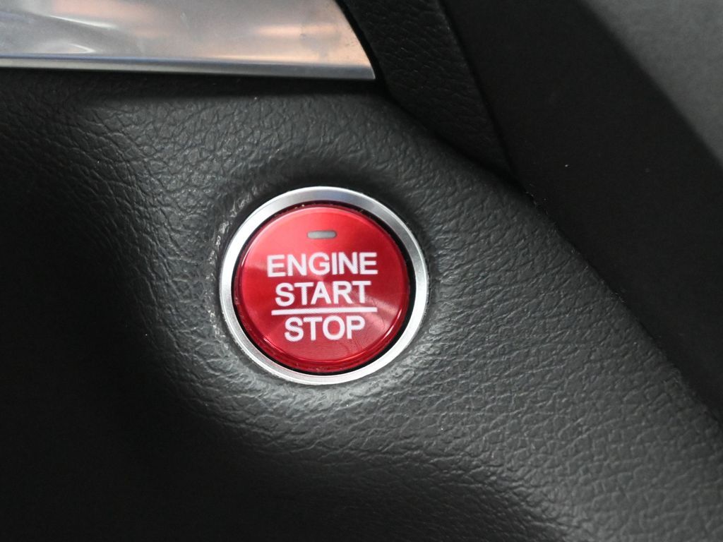 Used 2020 Black Acura Technology image 37