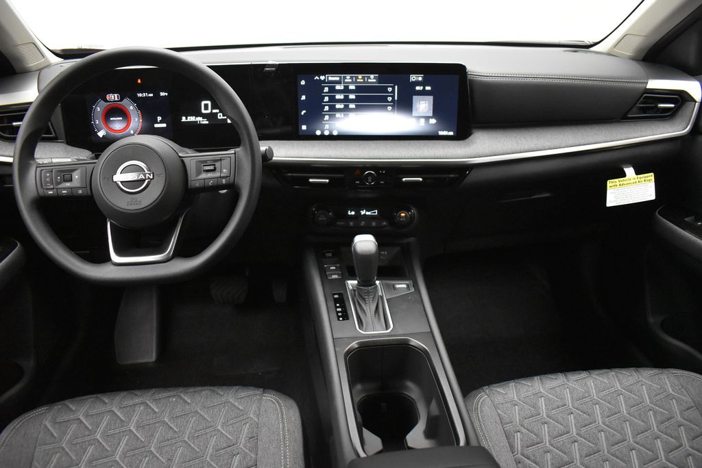 Thumbnail: 2026 Nissan Kicks - 25