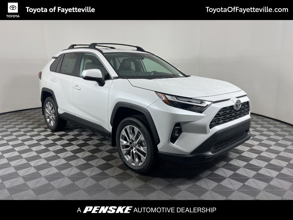 Thumbnail: 2025 Toyota RAV4 - 6