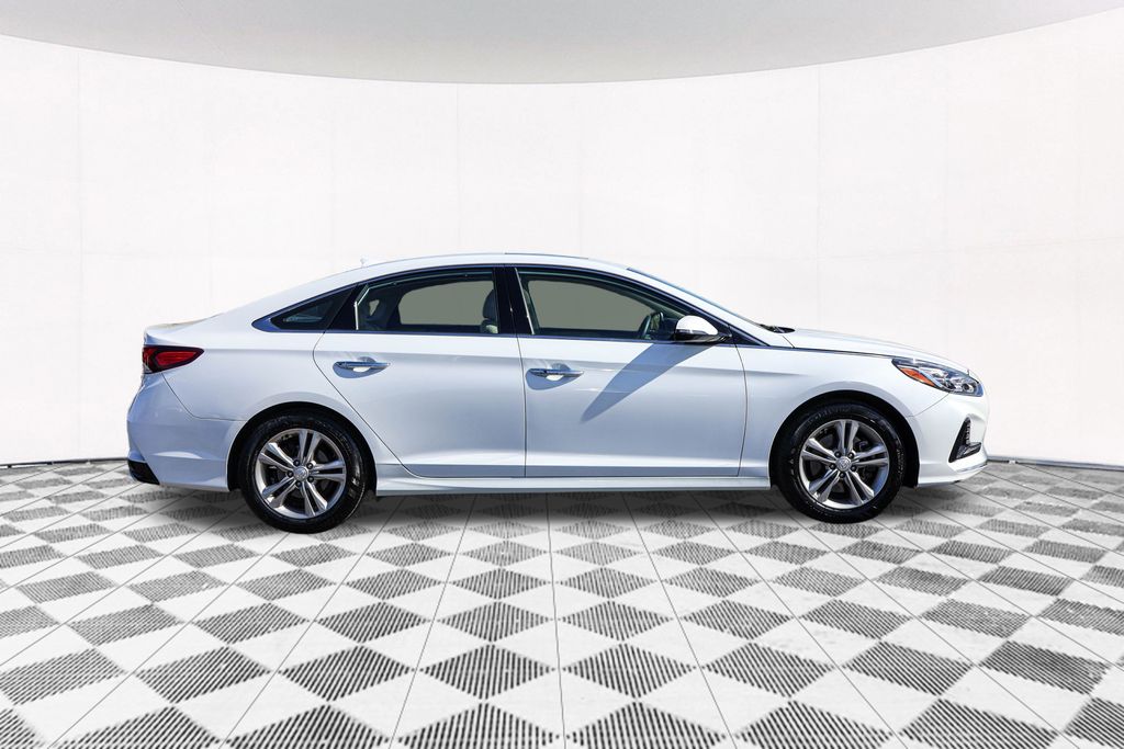 2018 Hyundai Sonata Limited 8