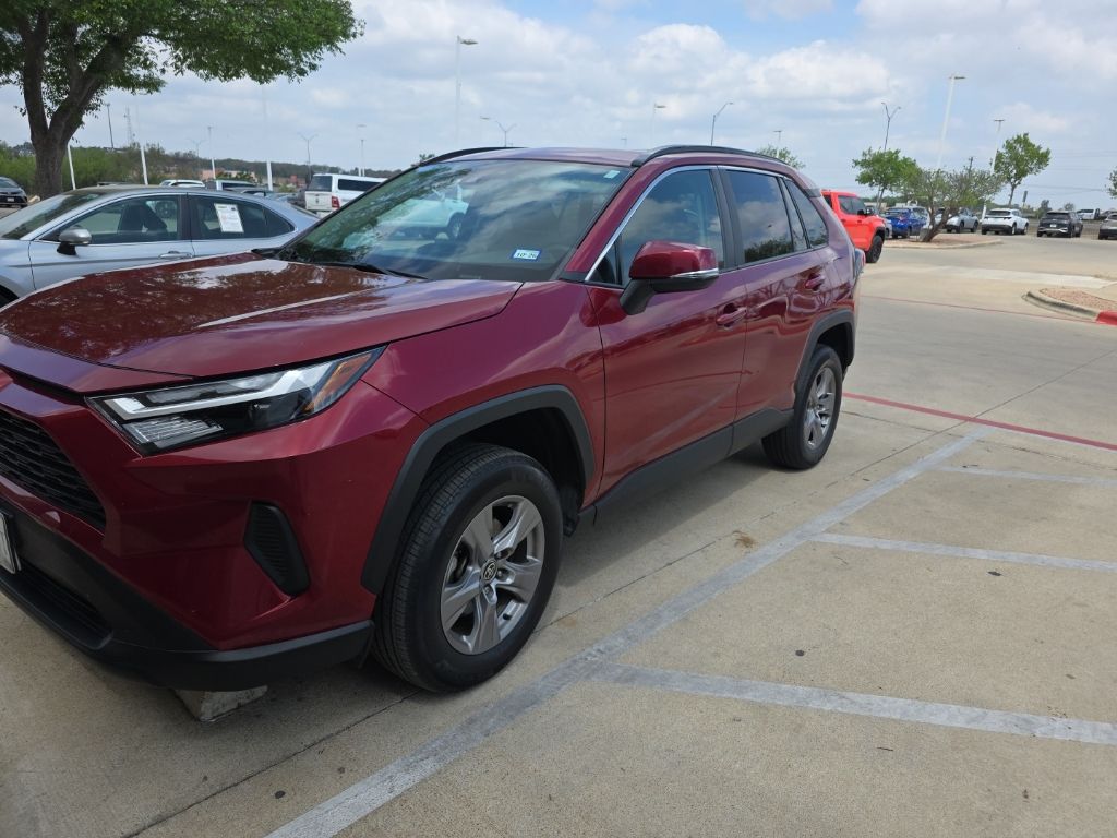 03t3 2023 Toyota RAV4 XLE FWD SUV / Crossover Front-Wheel Drive 8-Speed Automatic