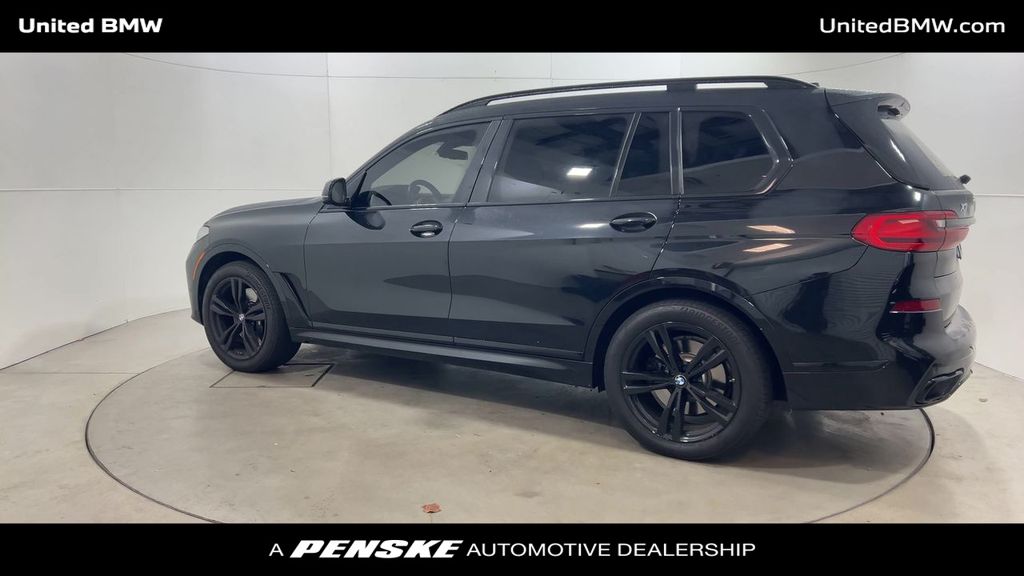 2022 BMW X7 xDrive40i 6