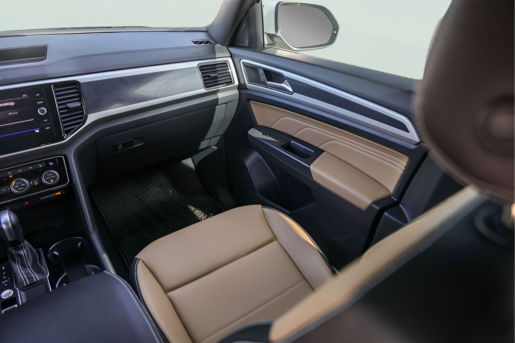 Used Car 2023 Volkswagen Atlas Cross Sport  2.0t Se W/technology For Sale Under $30,000 In Austin, Texas