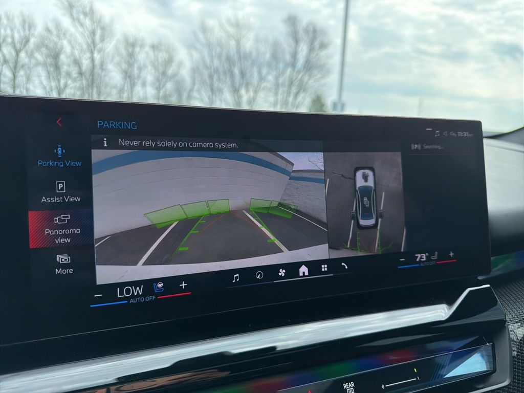 Thumbnail: 2024 BMW i5 - 30