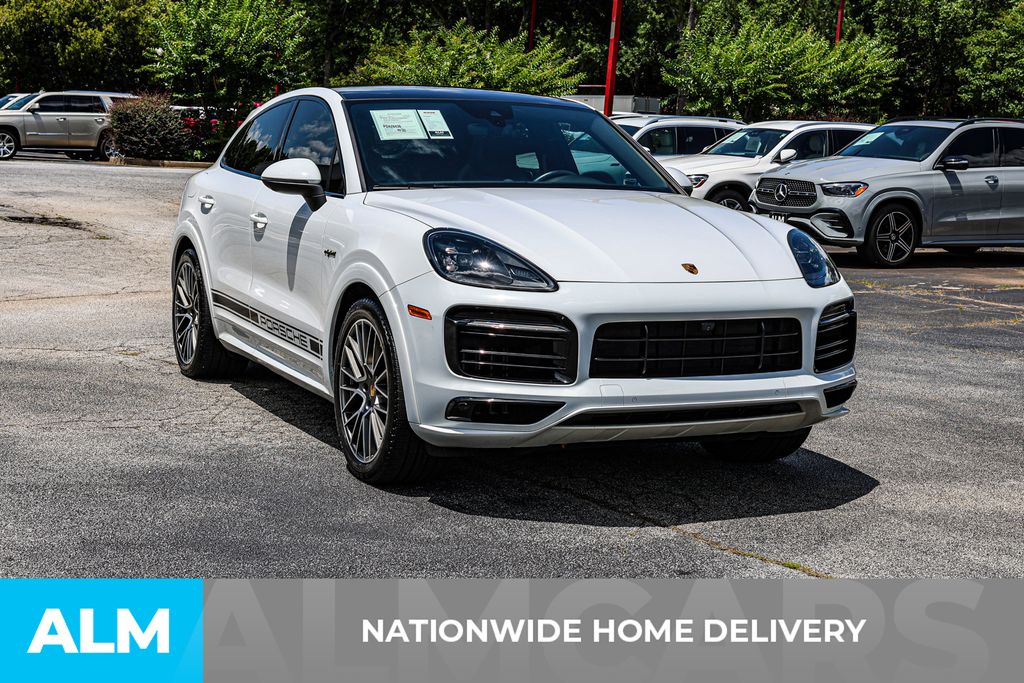 2023 Porsche Cayenne E-Hybrid Platinum Edition photo 3