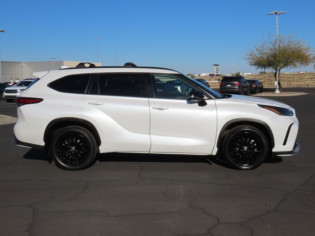 2023 Toyota Highlander XSE 4