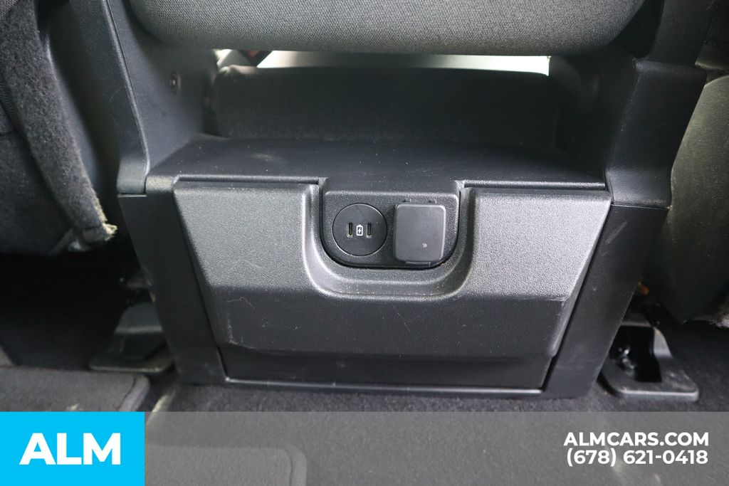 Used 2025 White Ford XLT image 22