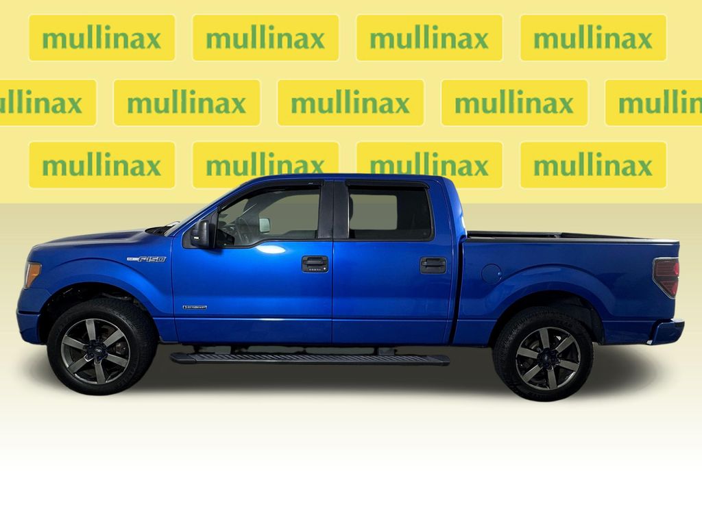 Used 2011 Blue Ford XLT image 12