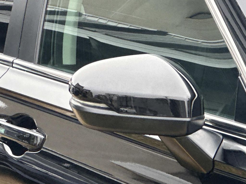 Thumbnail: 2023 Honda CR-V - 6