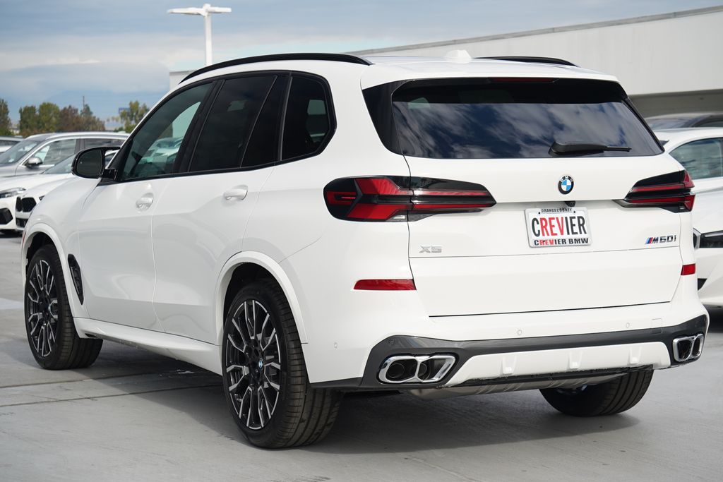 2025 BMW X5 M60i 7