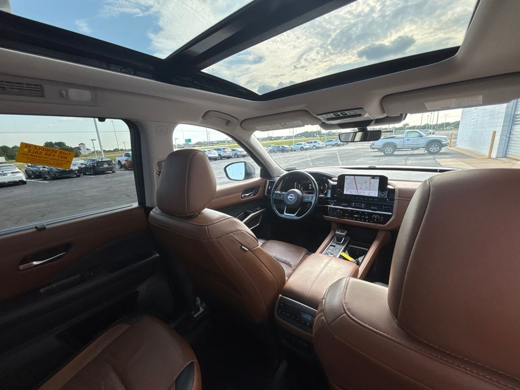 Used 2023 Nissan Pathfinder SUV