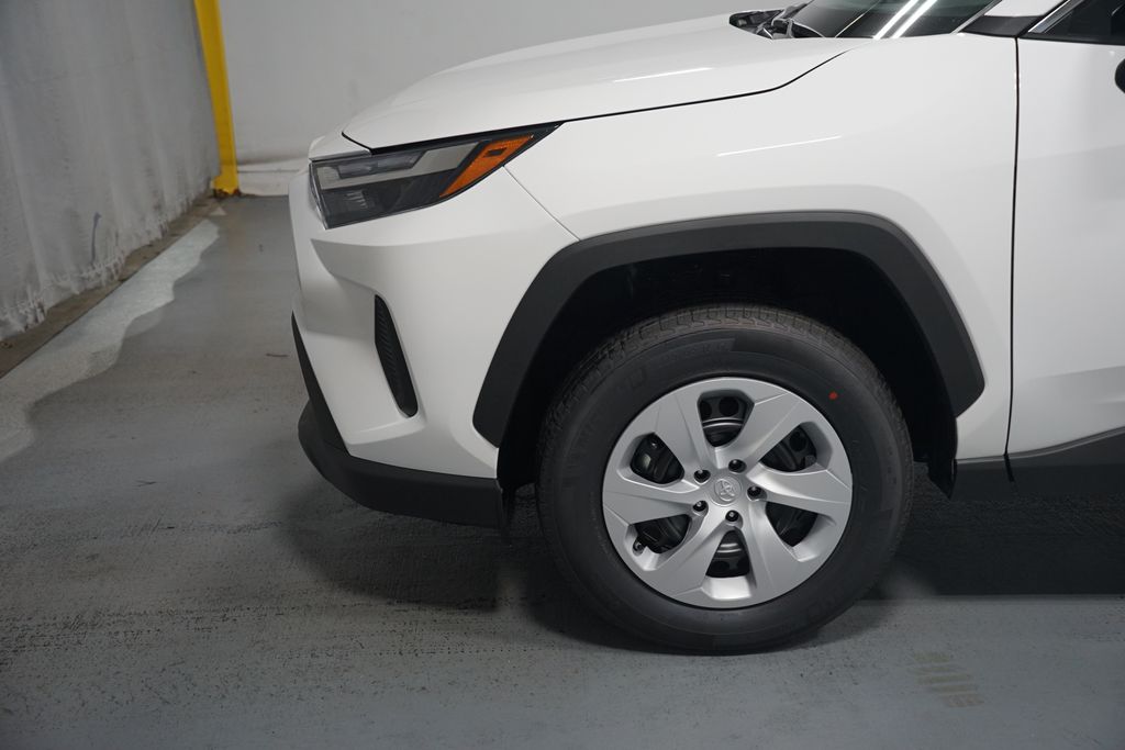 Thumbnail: 2025 Toyota RAV4 - 5