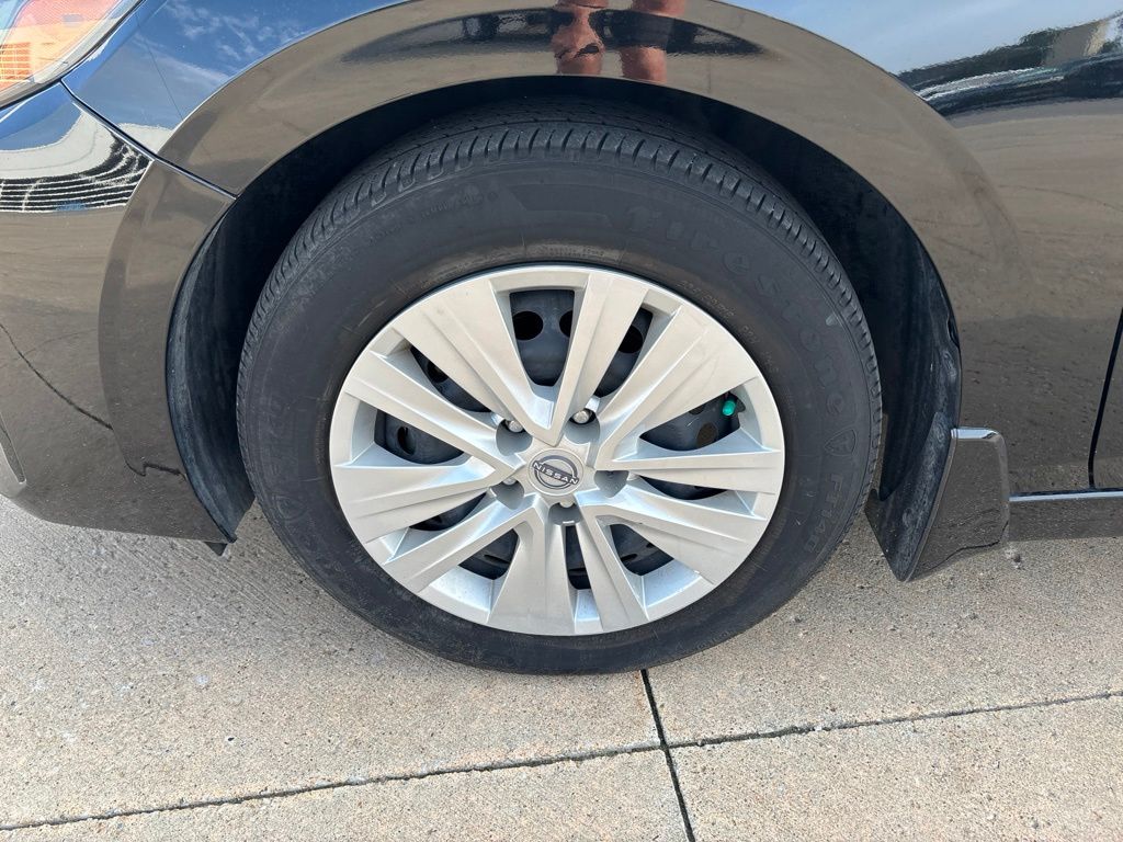 Used 2025 Nissan Sentra Sedan