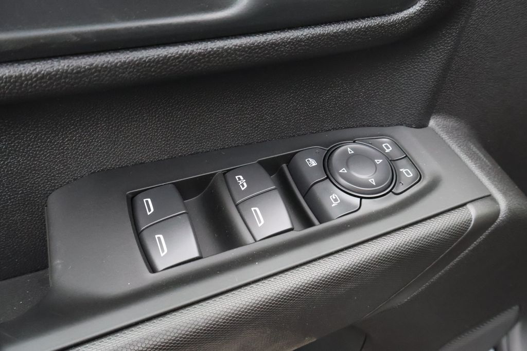 Thumbnail: 2026 Chevrolet Silverado 2500 - 18