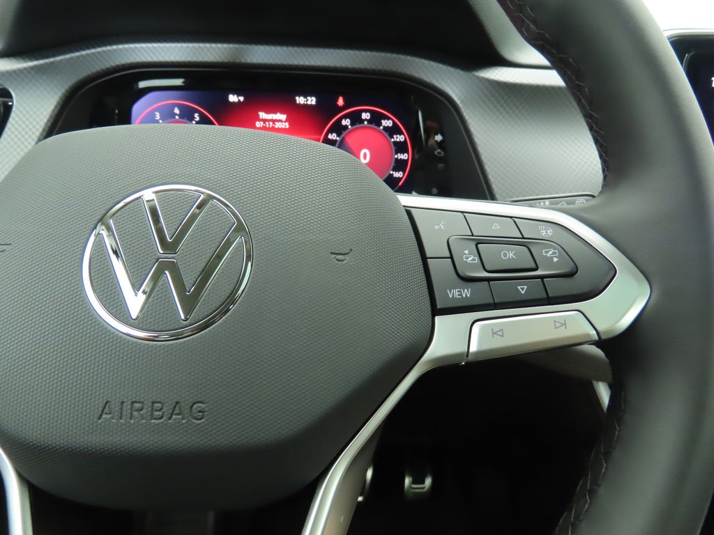 Thumbnail: 2025 Volkswagen Atlas - 13
