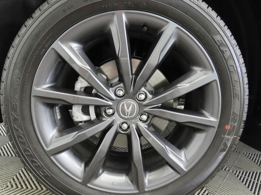 Thumbnail: 2025 Acura RDX - 31