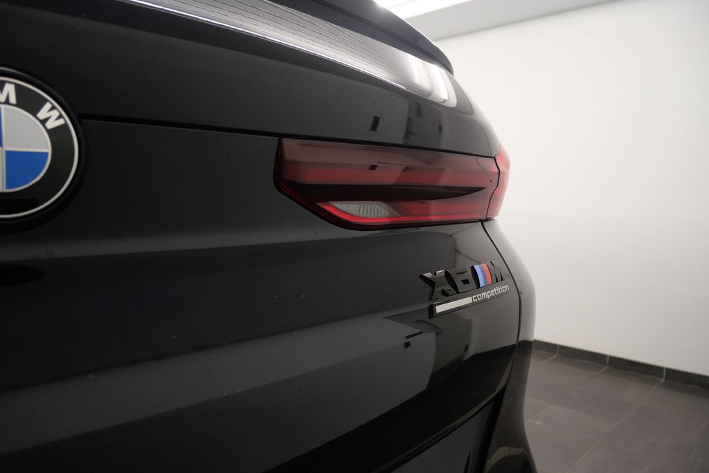 2025 BMW X6 M 6