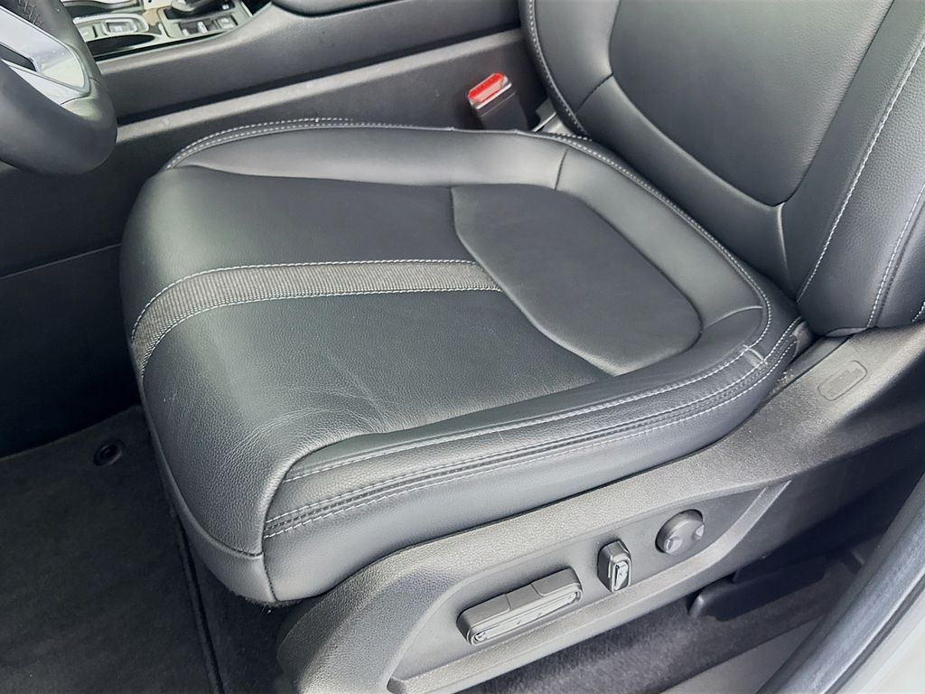 Used Car 2025 Honda Pilot  Ex-l For Sale Under $40,000 In Austin, Texas