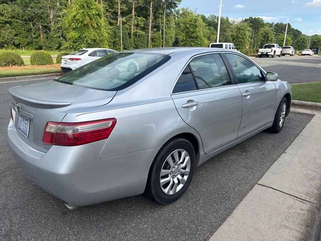 Used 2008  Toyota LE image 4
