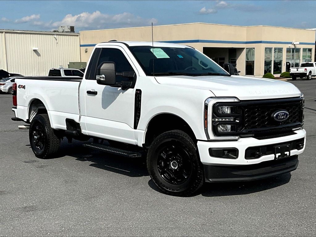 2025 Ford F-350 Super Duty XL Regular Cab LB 4WD