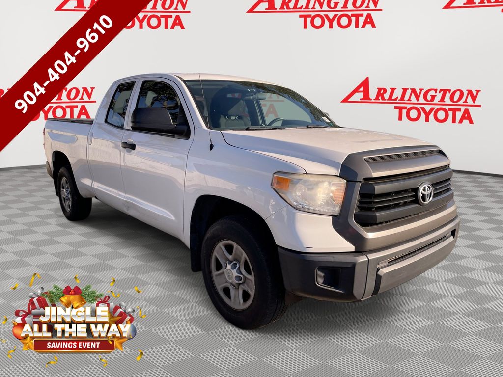2016 Toyota Tundra SR's photo